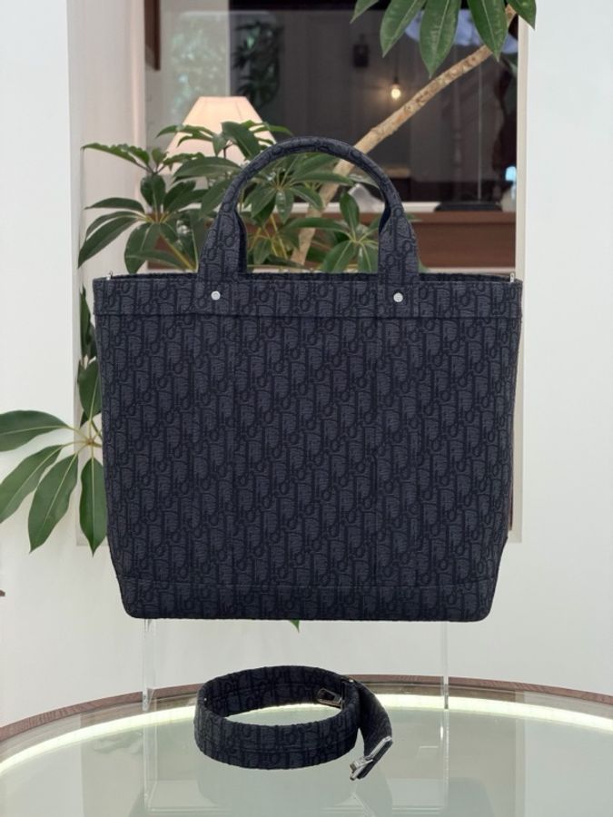 Dior迪奧 WWDior 系列 Oblique經典刺繡印花 男款手提單肩斜挎包托特包-1