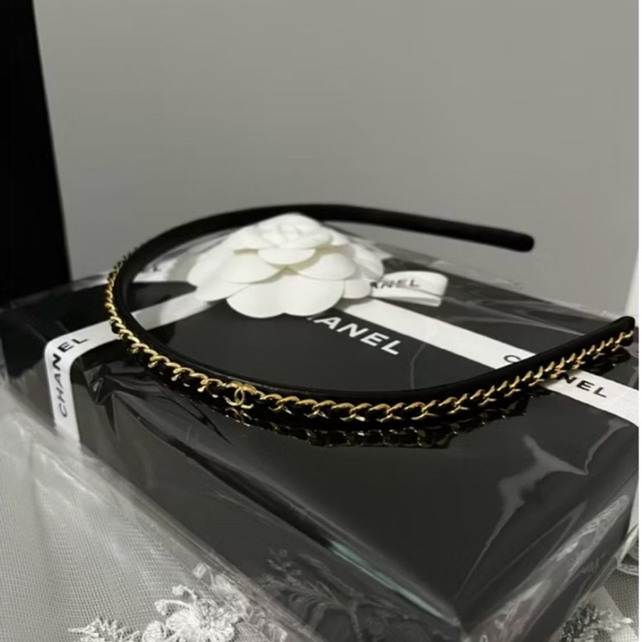 CHANEL 香奈兒《全新》26P 經典細款皮穿鏈髮箍 黑金|台北專櫃|山茶花全配-28