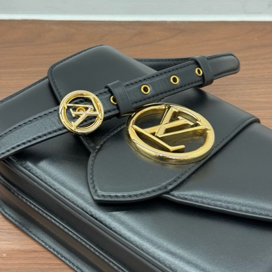 閒置Louis Vuitton 路易威登 pont9郵差斜挎包 黑金 尺寸23x15.5cm 有購證-8