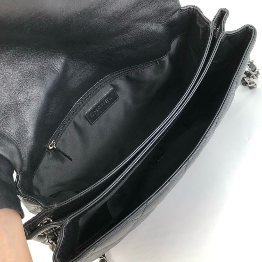 Chanel香奈兒 黑色銀扣 外縫線 小豬包 雙子星 斜挎包-6