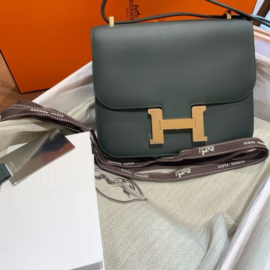 有票✨ 99新 HERMES Mini Constance 19 淡金扣 swift皮 Q0沼澤綠 K刻 五金扣膜在 帶鏡子-0