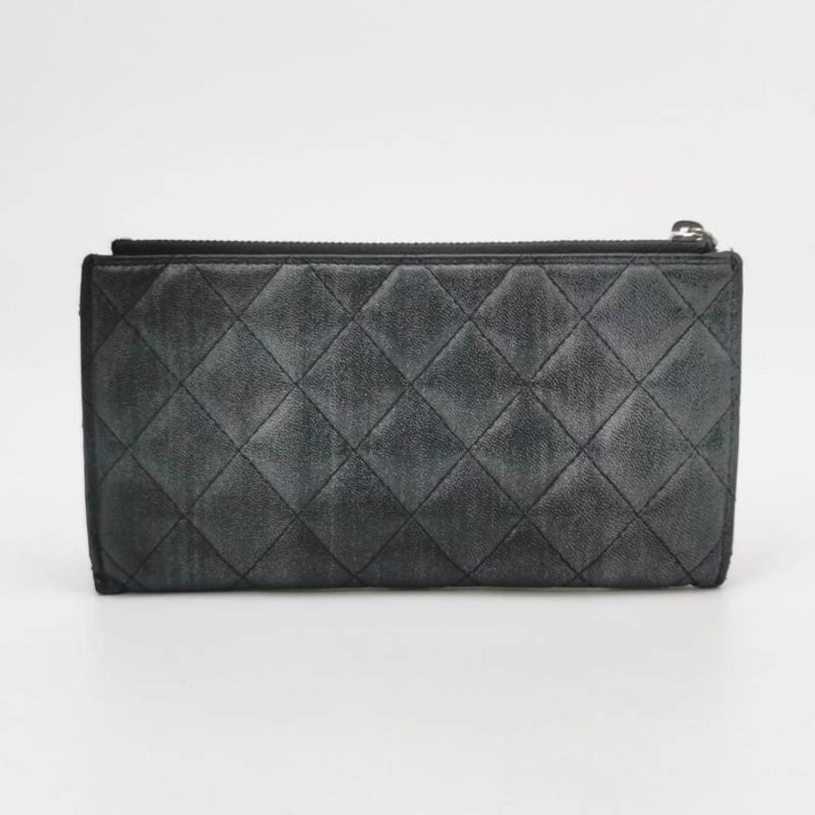 Chanel 羊皮純色菱格絎縫雙C標識錢包-3