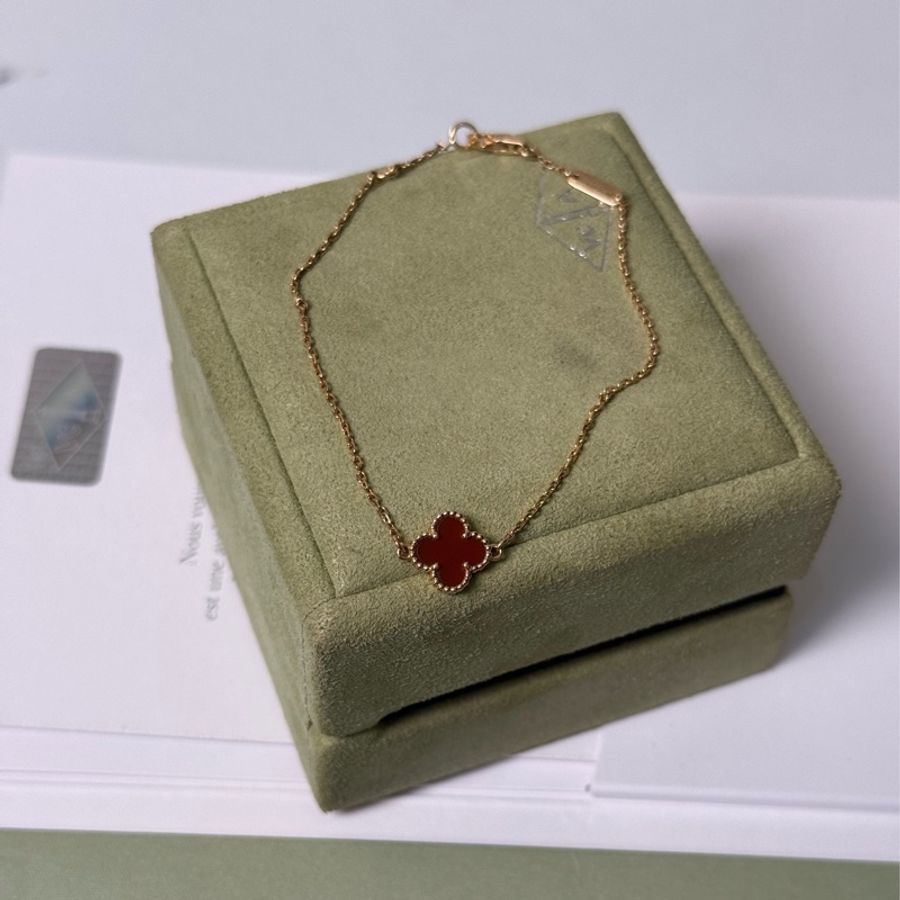 (韓國購證🇰🇷全配)Van Cleef & Arpels mini 紅玉髓手鍊-1