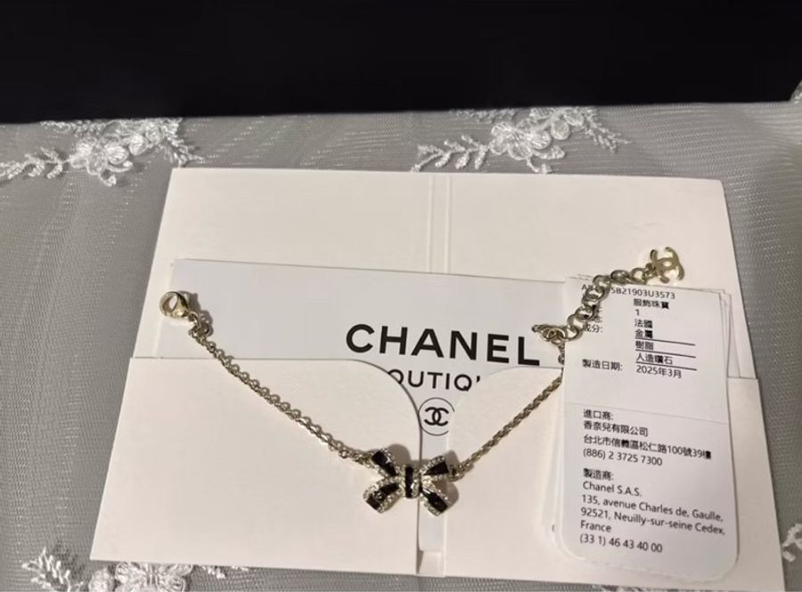 CHANEL 香奈兒《全新》25B 黑白蝴蝶結水鑽手鍊|淡金色|專櫃購入|全配附購證-0