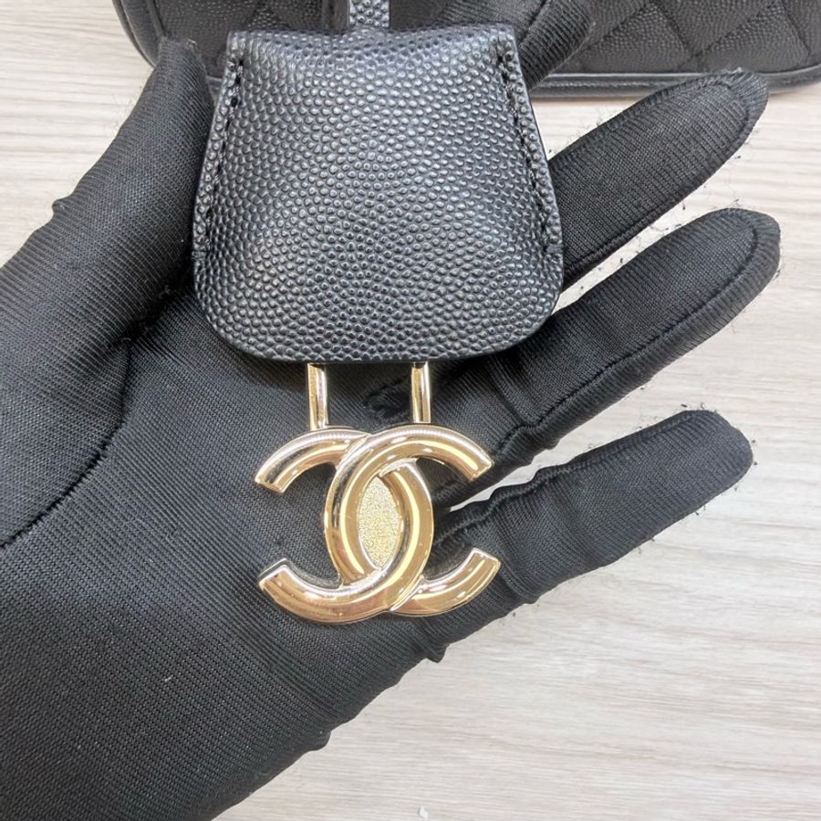 Chanel 黑荔枝皮金釦中號vanity case-20
