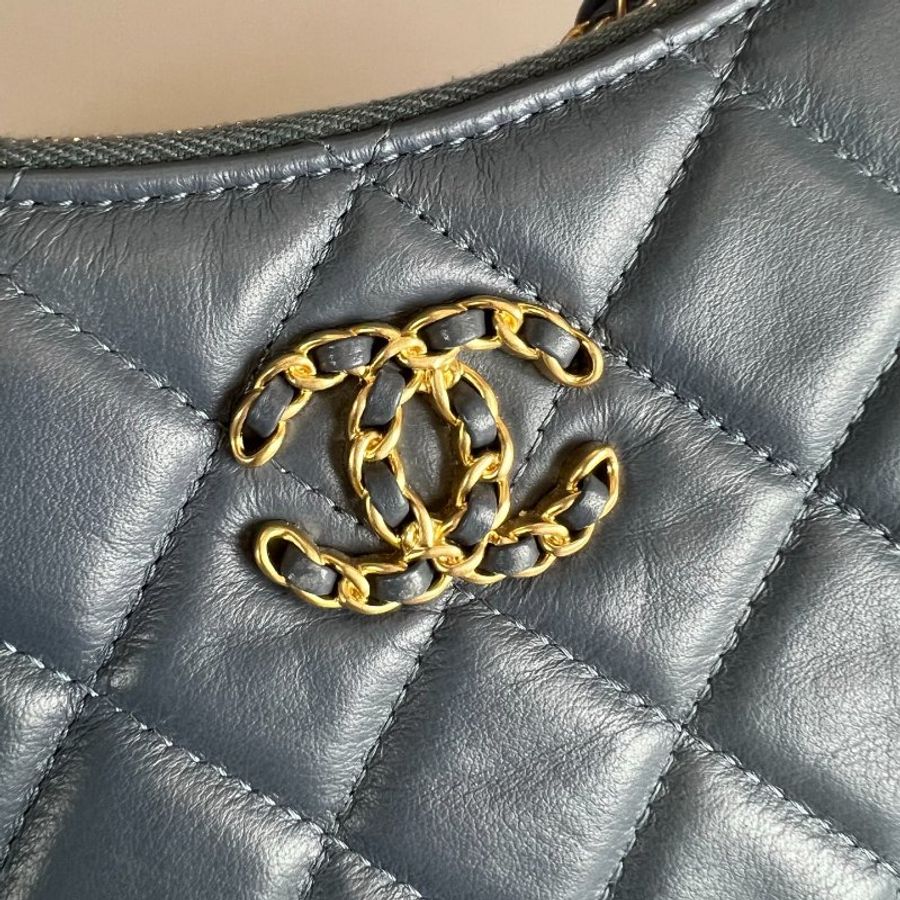 CHANEL 霧霾藍19 HOBO腋下包 AP3647/晶片款-6