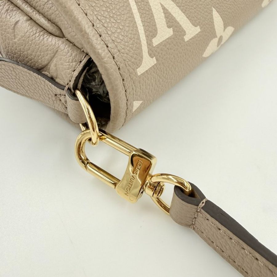 Louis Vuitton - 斑鳩灰牛皮壓紋Diane金釦手提肩背包-16