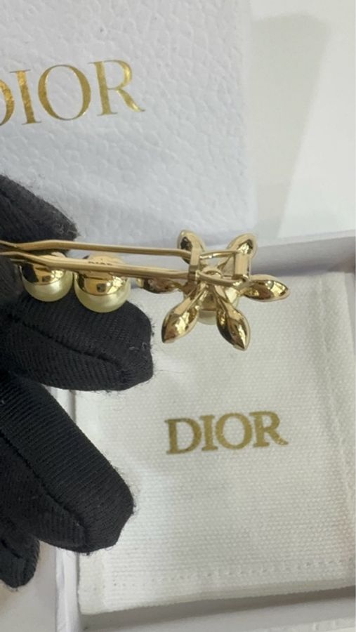 Dior淡金太陽花珍珠水鑽髮夾-5