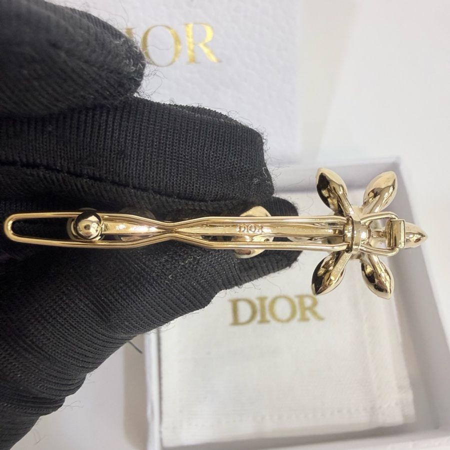 Dior淡金太陽花珍珠水鑽髮夾-9