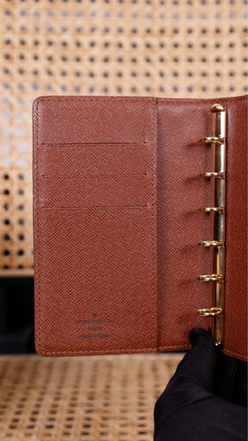 LV x 村上隆联名限定熊猫图案笔记夹-30