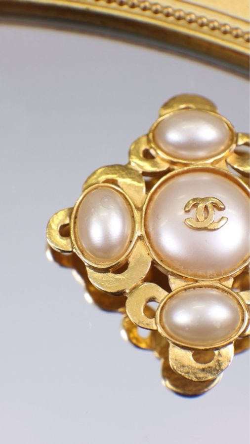 Chanel 97年素金珍珠四边形胸针-1
