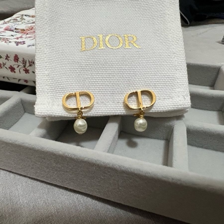 Dior 夾式珍珠耳環-8