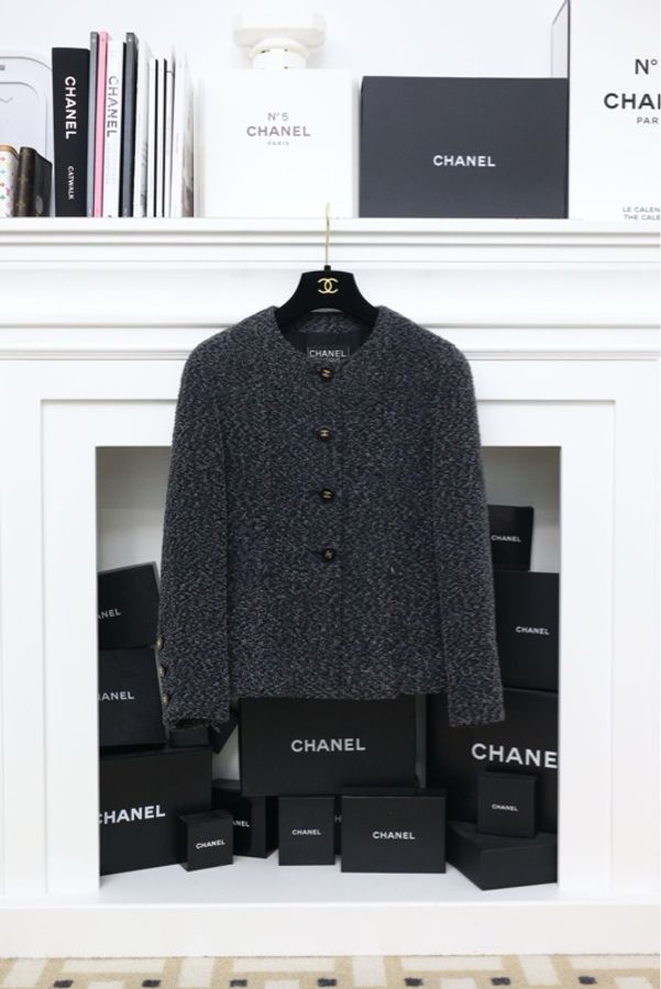 Chanel 1994年秀款灰花呢开衩设计圆领外套-0
