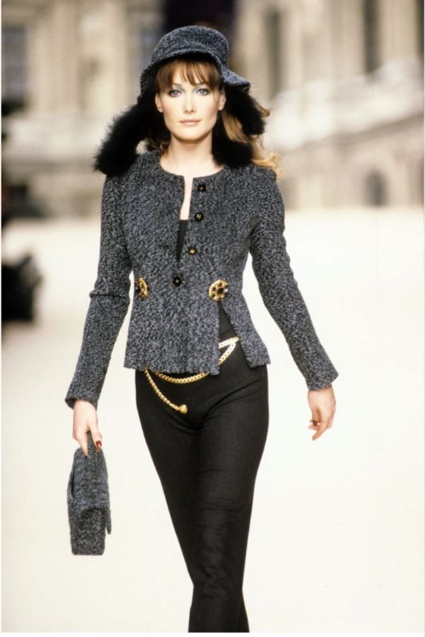 Chanel 1994年秀款灰花呢开衩设计圆领外套-5