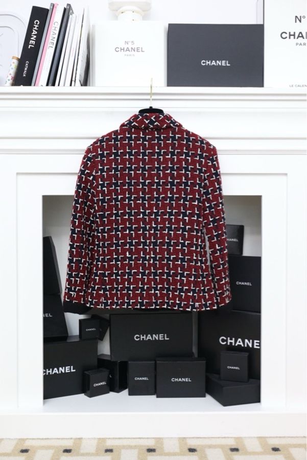 Chanel 15年秋冬餐厅系列小酒馆红色格纹粗花呢两口袋外套-3