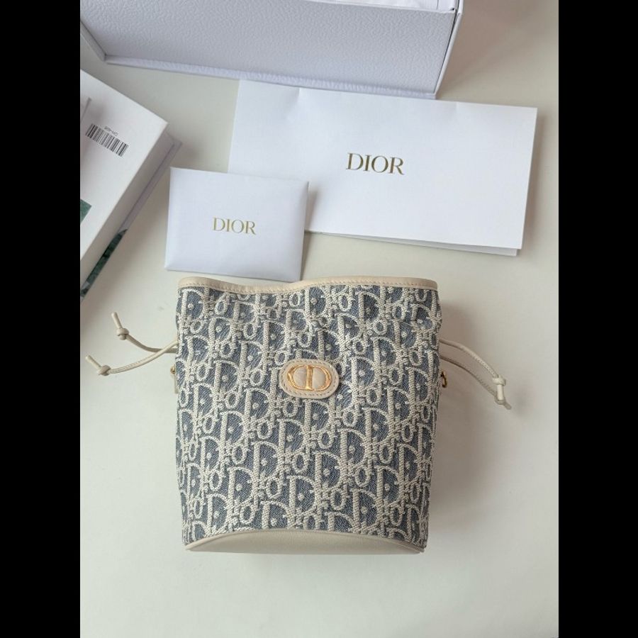 Dior迪奧 Montaigne藍色老花CD標誌水桶包 閒置新-0