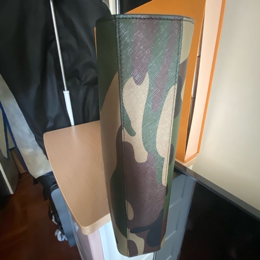 Celine tote with shoulder strap-4