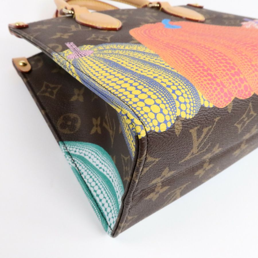 LOUIS VUITTON Monogram Reverse LV x YK OnTheGo PM手挽肩背兩用袋-10