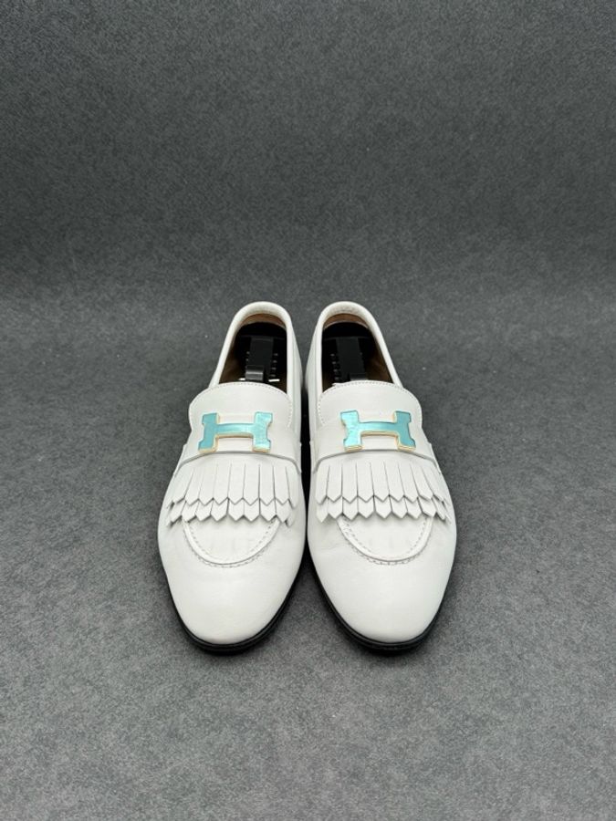 Hermes/愛馬仕 金扣未撕膜白色流蘇樂福鞋 37碼-1