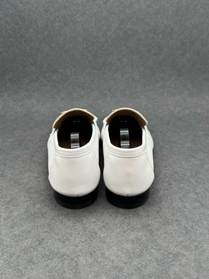 Hermes/愛馬仕 金扣未撕膜白色流蘇樂福鞋 37碼-3