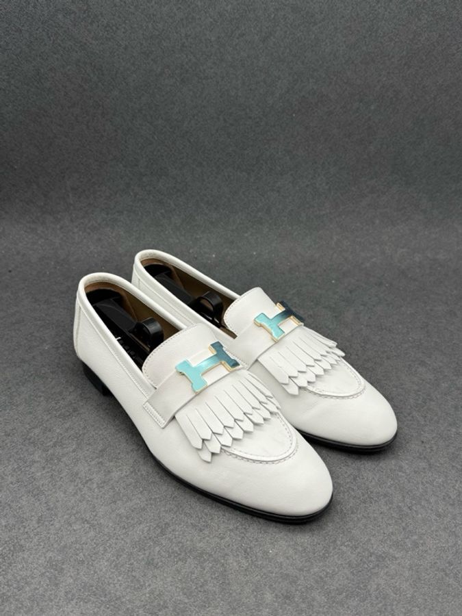 Hermes/愛馬仕 金扣未撕膜白色流蘇樂福鞋 37碼-5