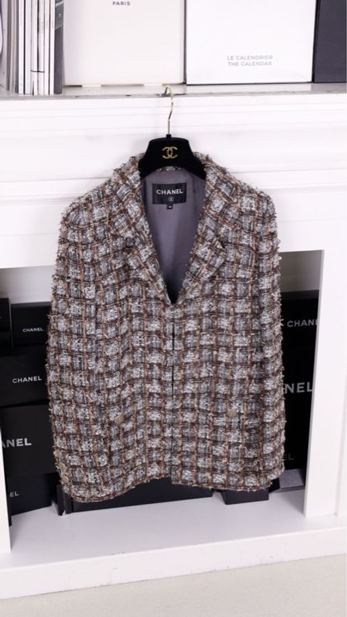 Chanel 18年森林系列灰棕粗花呢外套-0