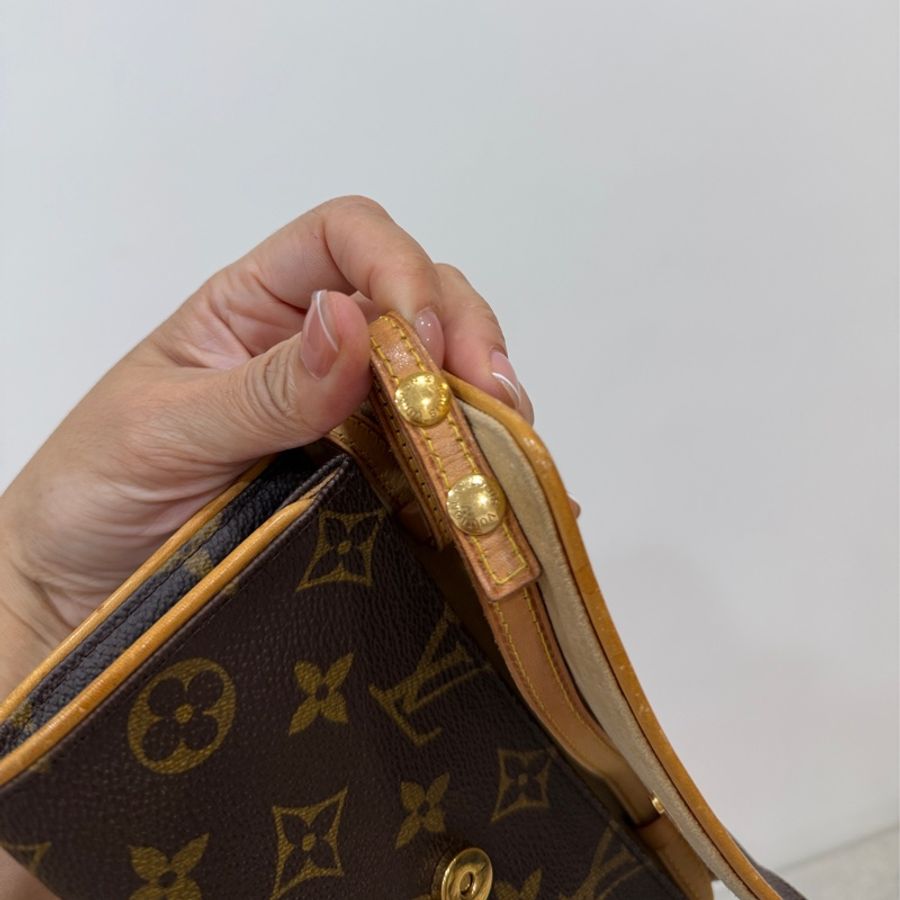 LV 路易威登 老花 信封包 腋下包 斜背包 肩背包 側背包 手提包-19