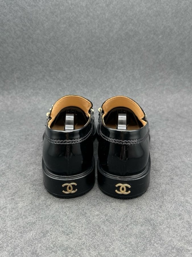 CHANEL香奈兒小牛皮 時尚平底 樂福鞋 女款 黑色 36碼-2