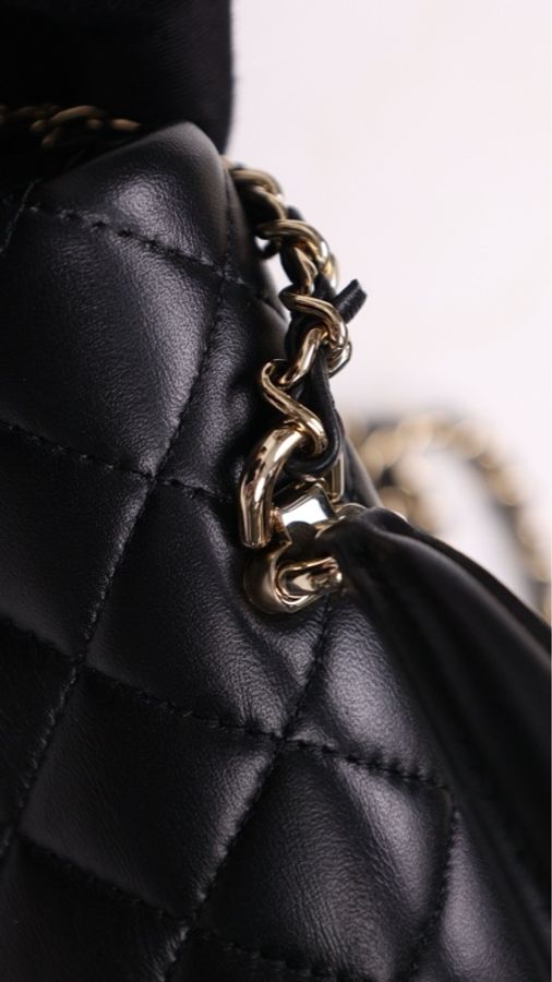Chanel 24P黑金cf mini handle单肩包-10