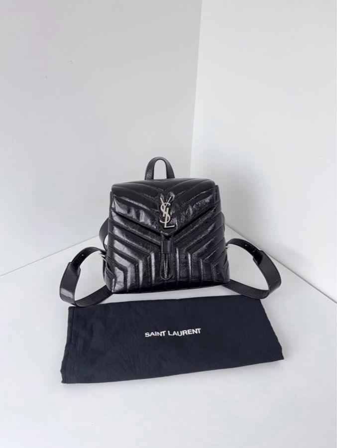 ✨YSL|黑銀油蠟皮loulou泡芙V紋雙肩包|99新-1