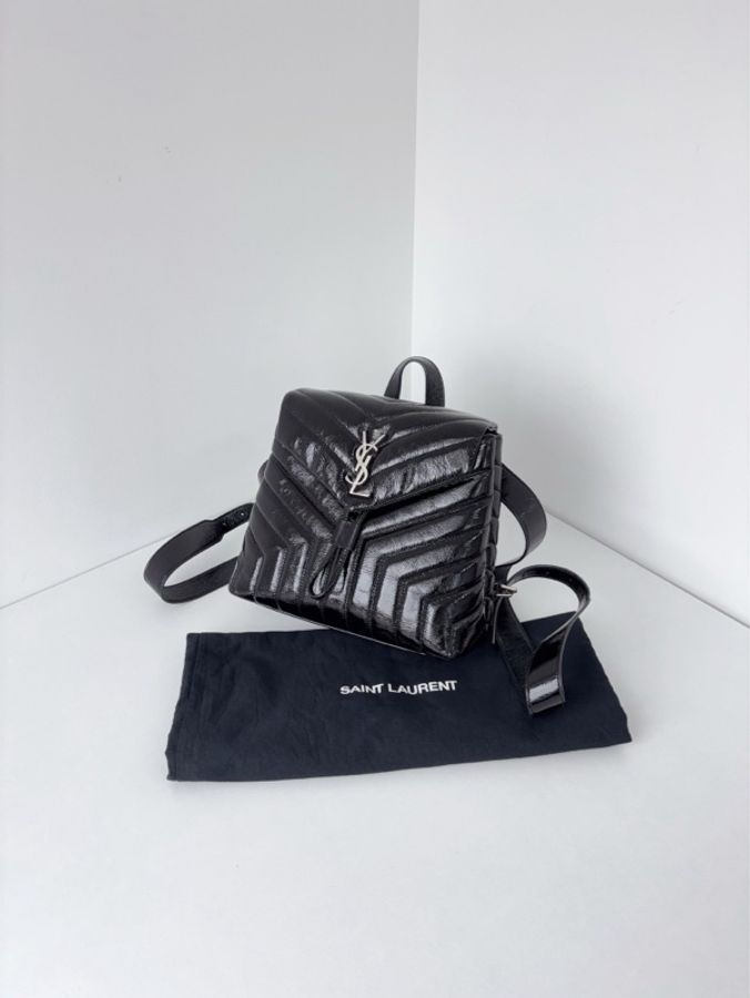 ✨YSL|黑銀油蠟皮loulou泡芙V紋雙肩包|99新-6