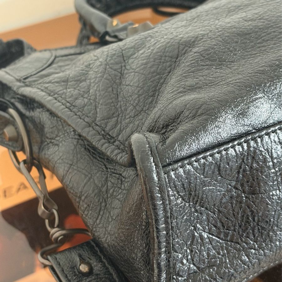 #爆款 Balenciaga Le city 機車包小號 黑色銅釘-13