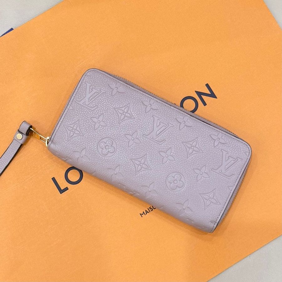 Louis Vuitton 粉色壓紋zippy拉鍊長款錢包-1