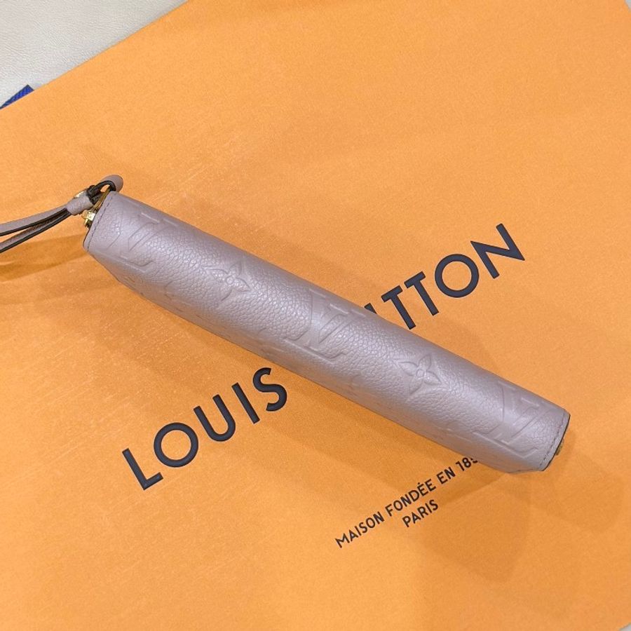 Louis Vuitton 粉色壓紋zippy拉鍊長款錢包-2