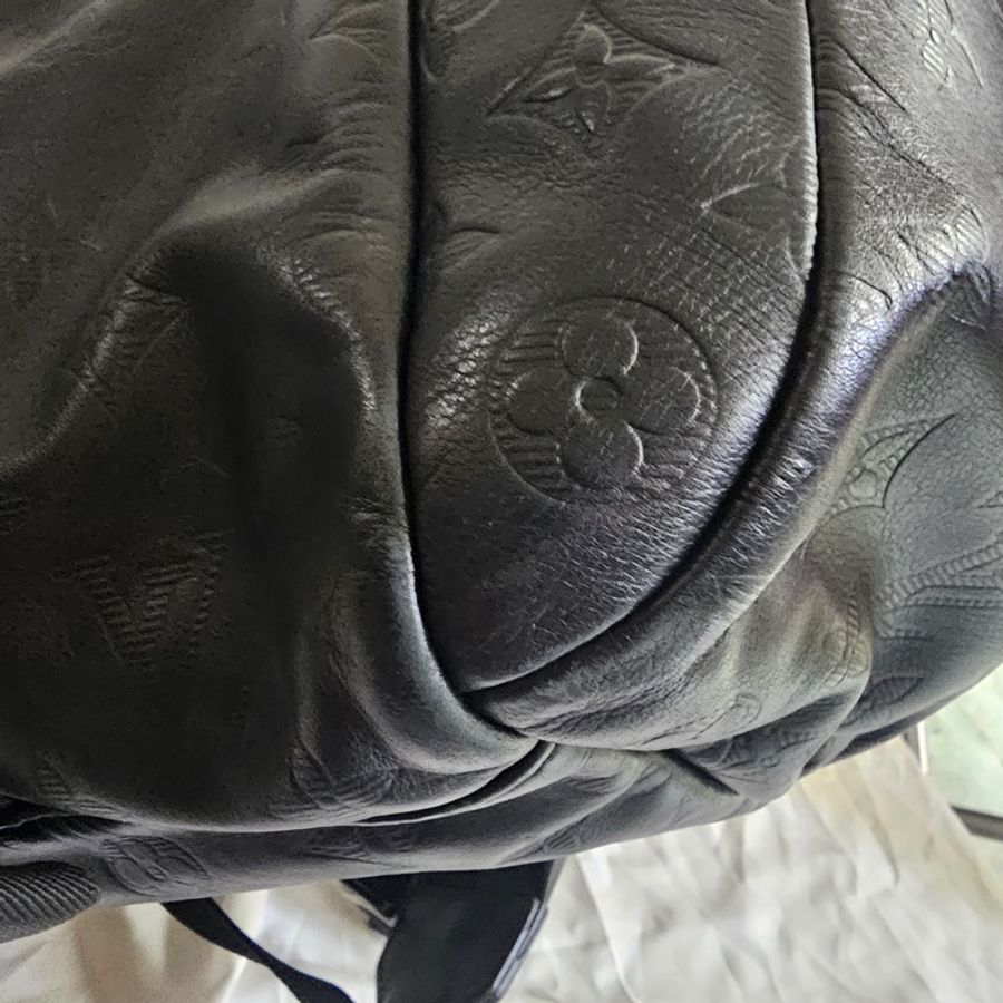 LV Discovery 後背包 老花壓紋後背包-13
