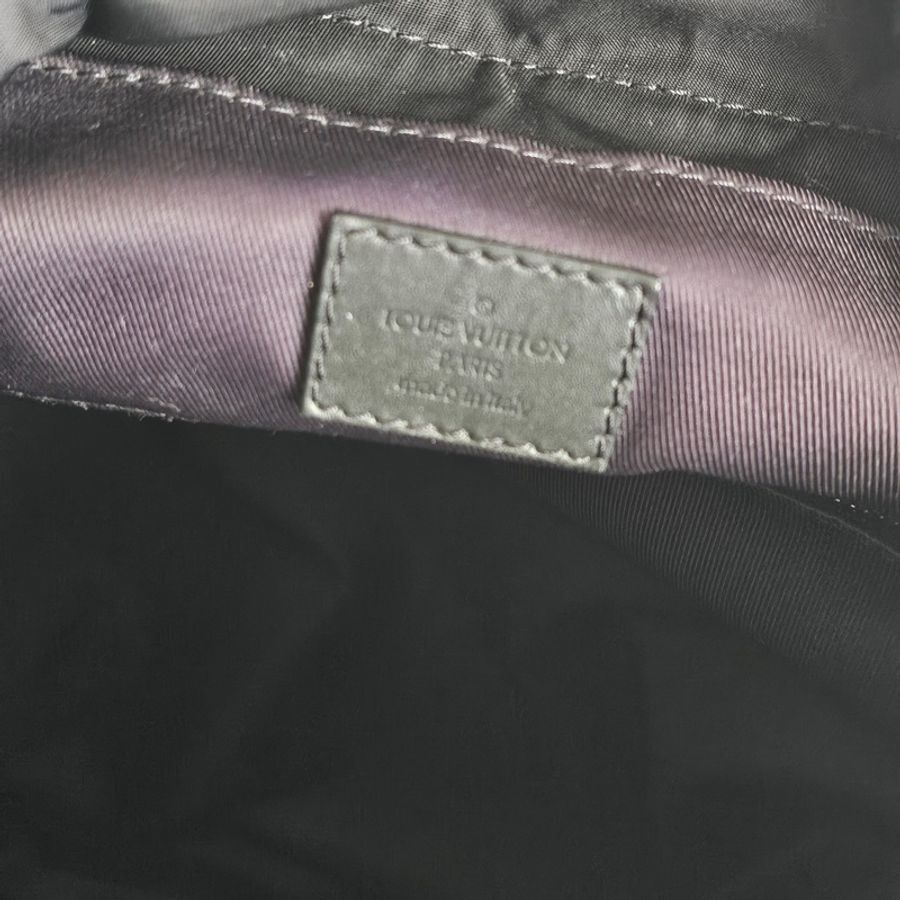 LV Discovery 後背包 老花壓紋後背包-18