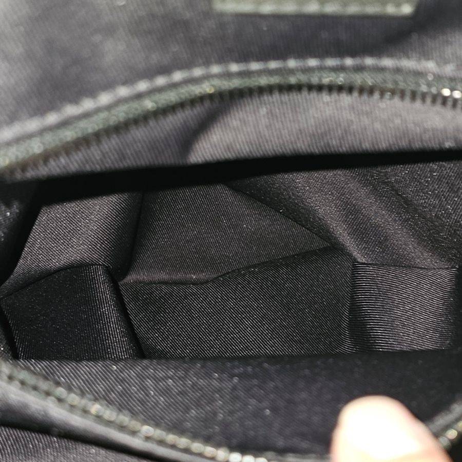LV Discovery 後背包 老花壓紋後背包-20