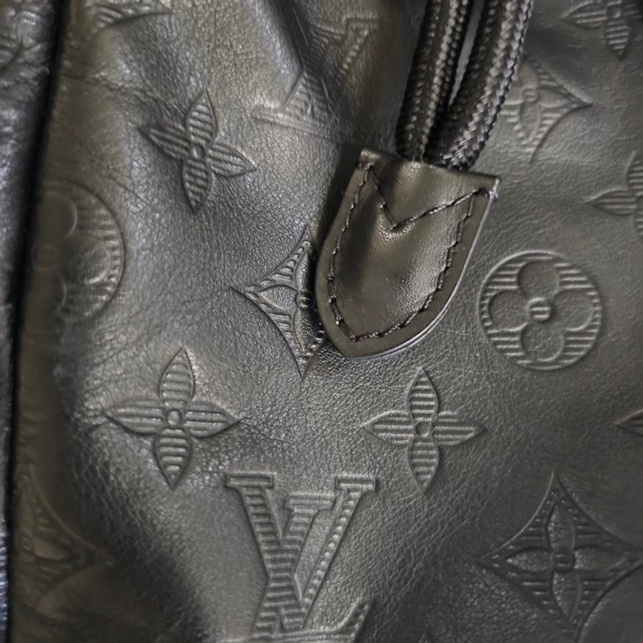 LV Discovery 後背包 老花壓紋後背包-29