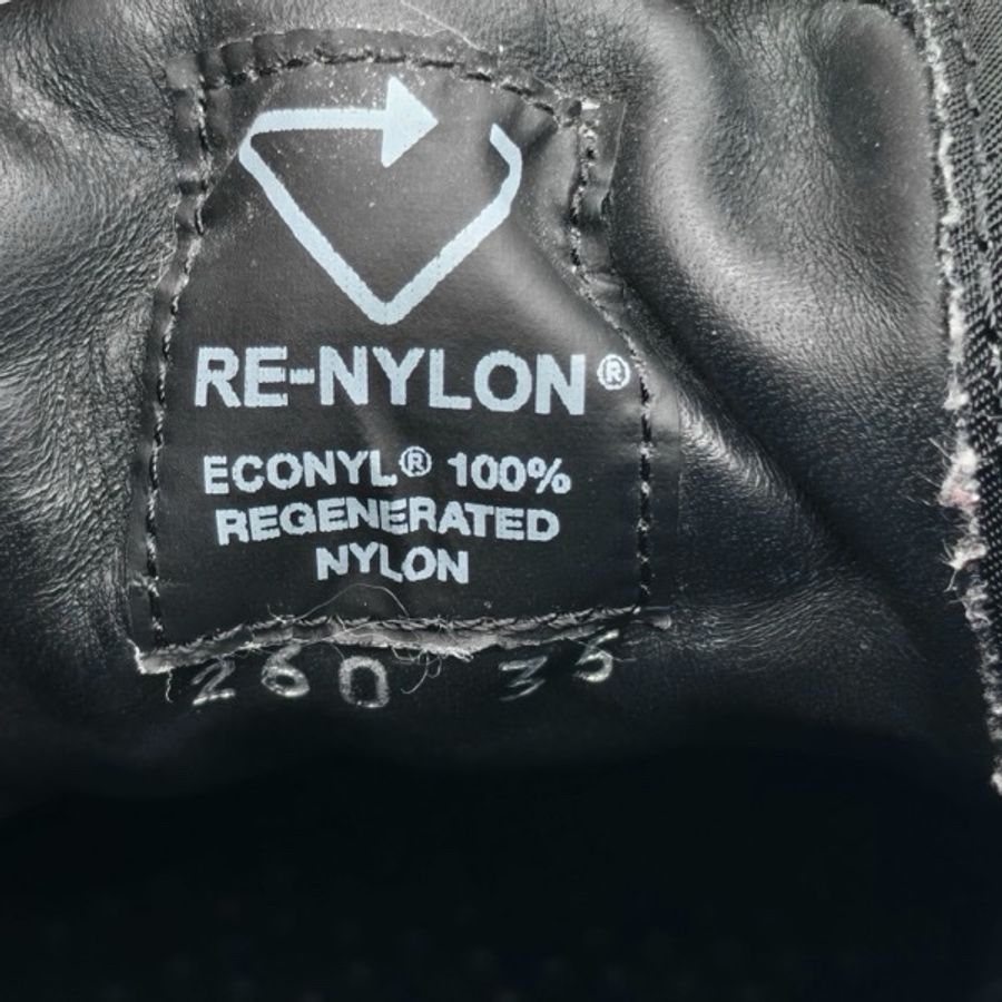 PRADA普拉達 Re-Nylon Double Wheel 華達呢 輕便圓頭 低幫 時尚板鞋 女款 黑色 35碼-9