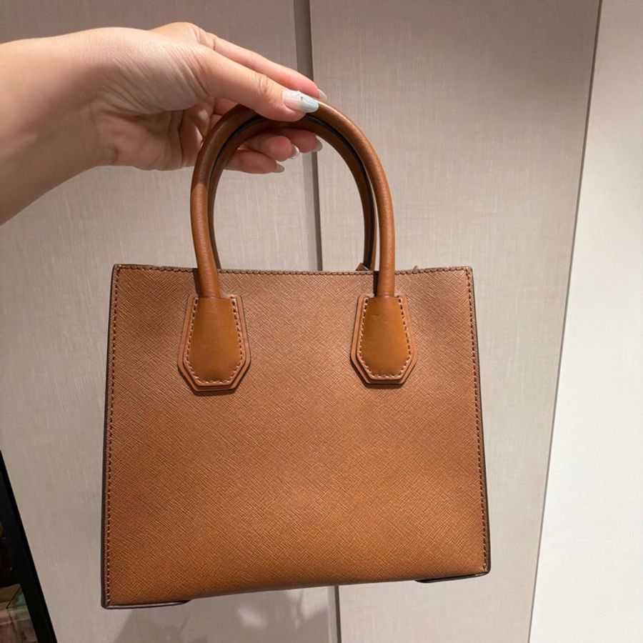 MK咖色 白搭肩背手提包-4