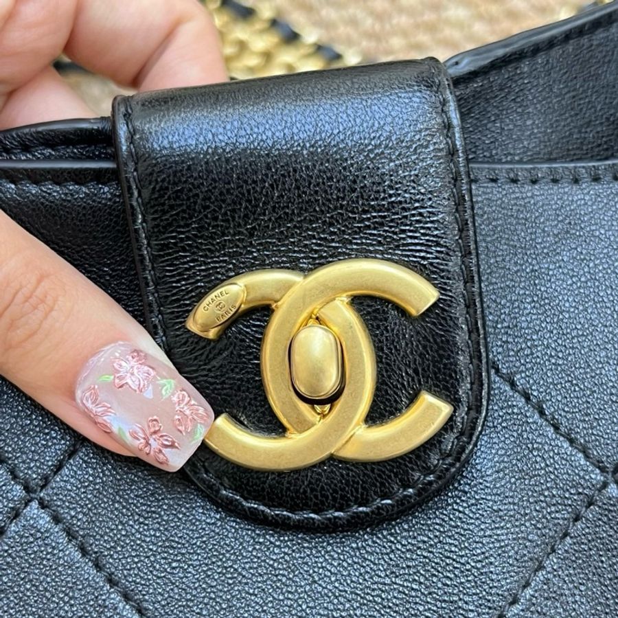 Chanel香奈兒25P黑色嬉皮hobo包 經典菱格紋設計,鏈條肩帶單肩包腋下包-8