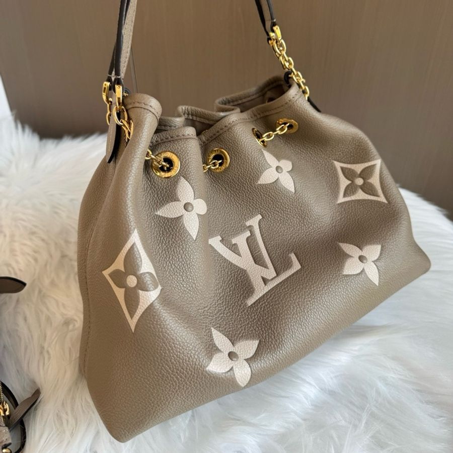 路易威登/Louis Vuitton Bundle 大象灰壓紋軟牛皮革 手提包單肩包斜挎包 金扣-3