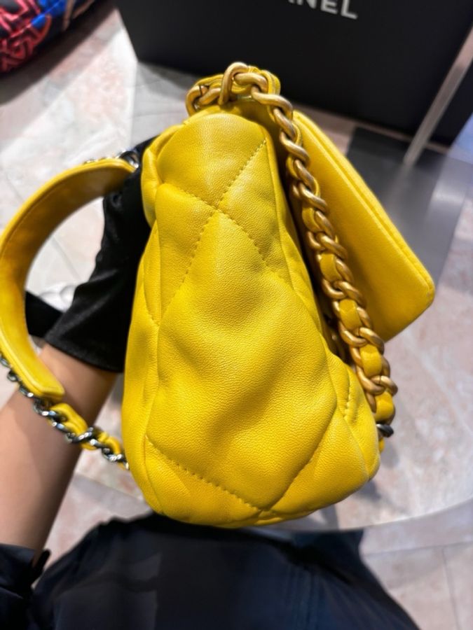 CHANEL香奈兒 19bag黃色 菱格小號羊皮 芯片款 單肩斜挎包。-2