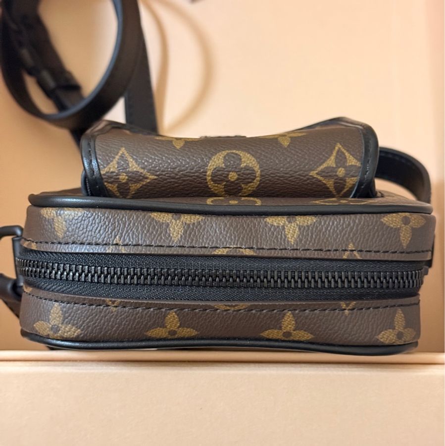 《近全新》Louis Vuitton Deauville Mini (M45528)-6