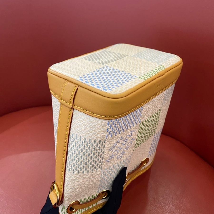 路易威登/Louis Vuitton Nano Noé 糖果色棋盤格Damier 塗層帆布 手柄小水桶手提包斜挎包 金扣-6