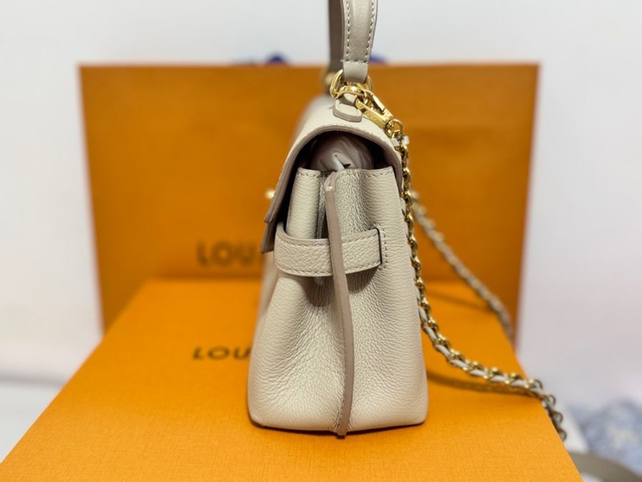 LV Lockme ever mini 奶茶色-3