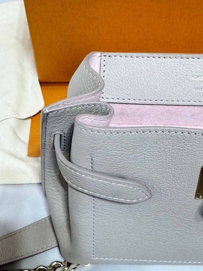 LV Lockme ever mini 奶茶色-8