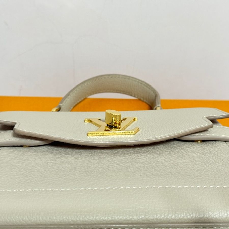 LV Lockme ever mini 奶茶色-11