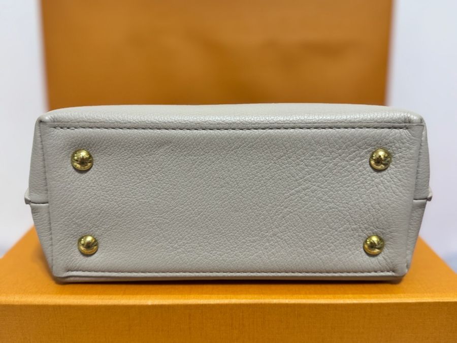 LV Lockme ever mini 奶茶色-13