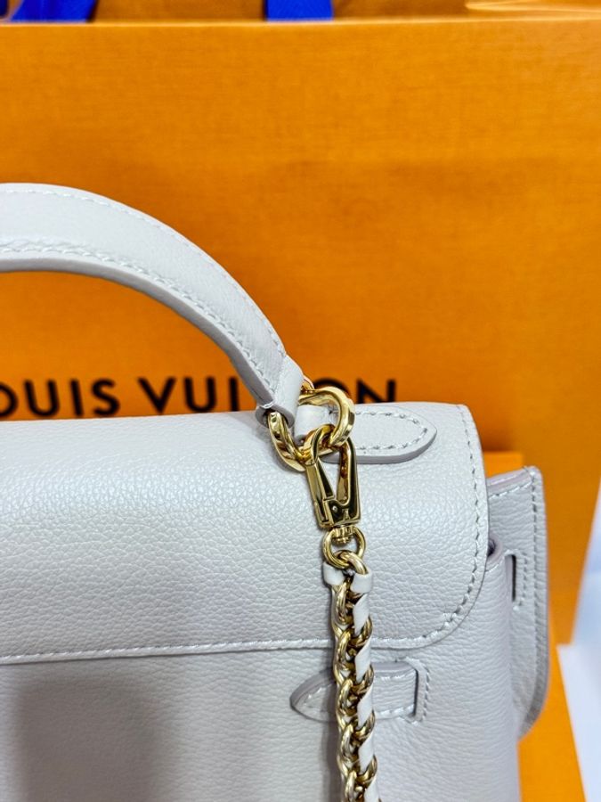LV Lockme ever mini 奶茶色-28